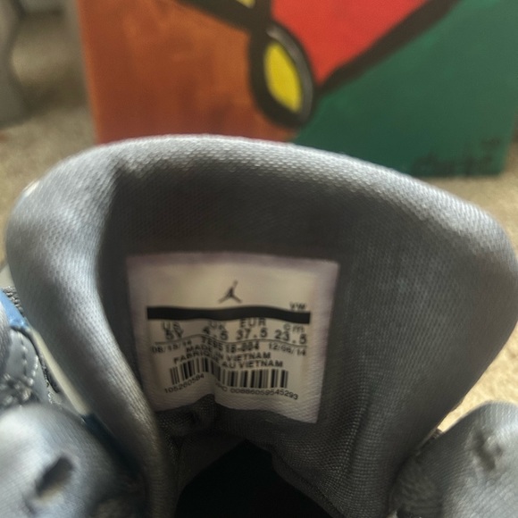 Jorden Basketball 🏀 Sneakers!! - Picture 3 of 8